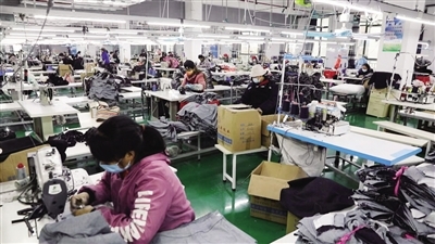 湘南紡織基地牛仔服飾企業(yè)全面復(fù)工，日用品銷售同步回暖